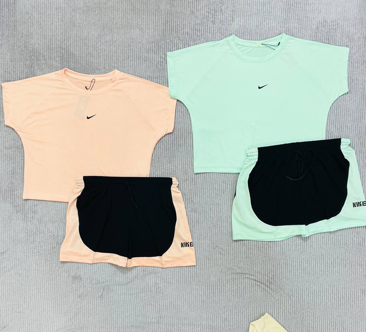ست کراپ و شلوارک زنانه پارچه سوزنی سالمون L.XL.XXL در ۵ رنگ جذاب