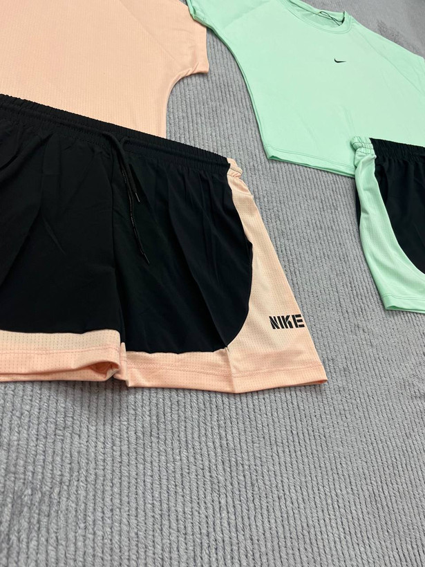 ست کراپ و شلوارک زنانه پارچه سوزنی سالمون L.XL.XXL در ۵ رنگ جذاب